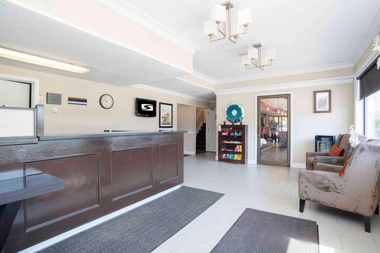 Sandman Inn Blue River Dış mekan fotoğraf
