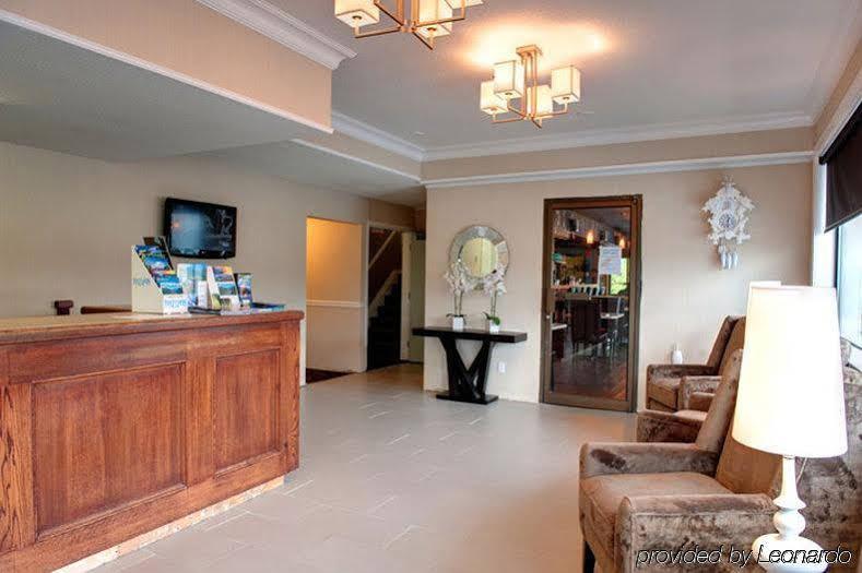 Sandman Inn Blue River Dış mekan fotoğraf